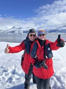 Read more about the article Going to Antarctica?  Top Tips on What to Pack for a Stress Free Trip