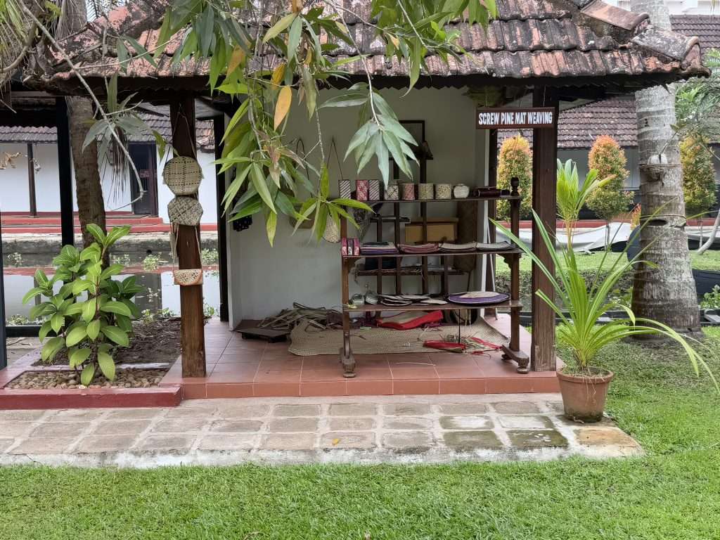 Screw Pine Weaving Workshop - Coconut Lagoon - Kumarakom - Kerala