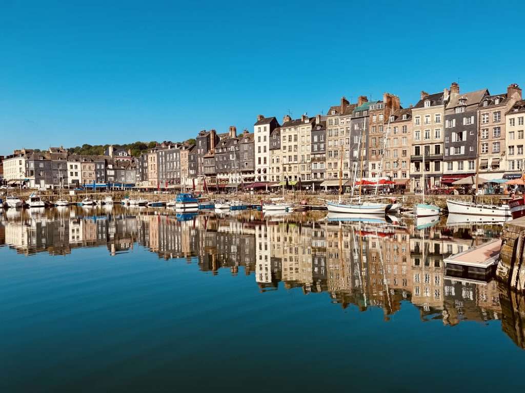 Honfleur Le Vieux Bassin - Normandy